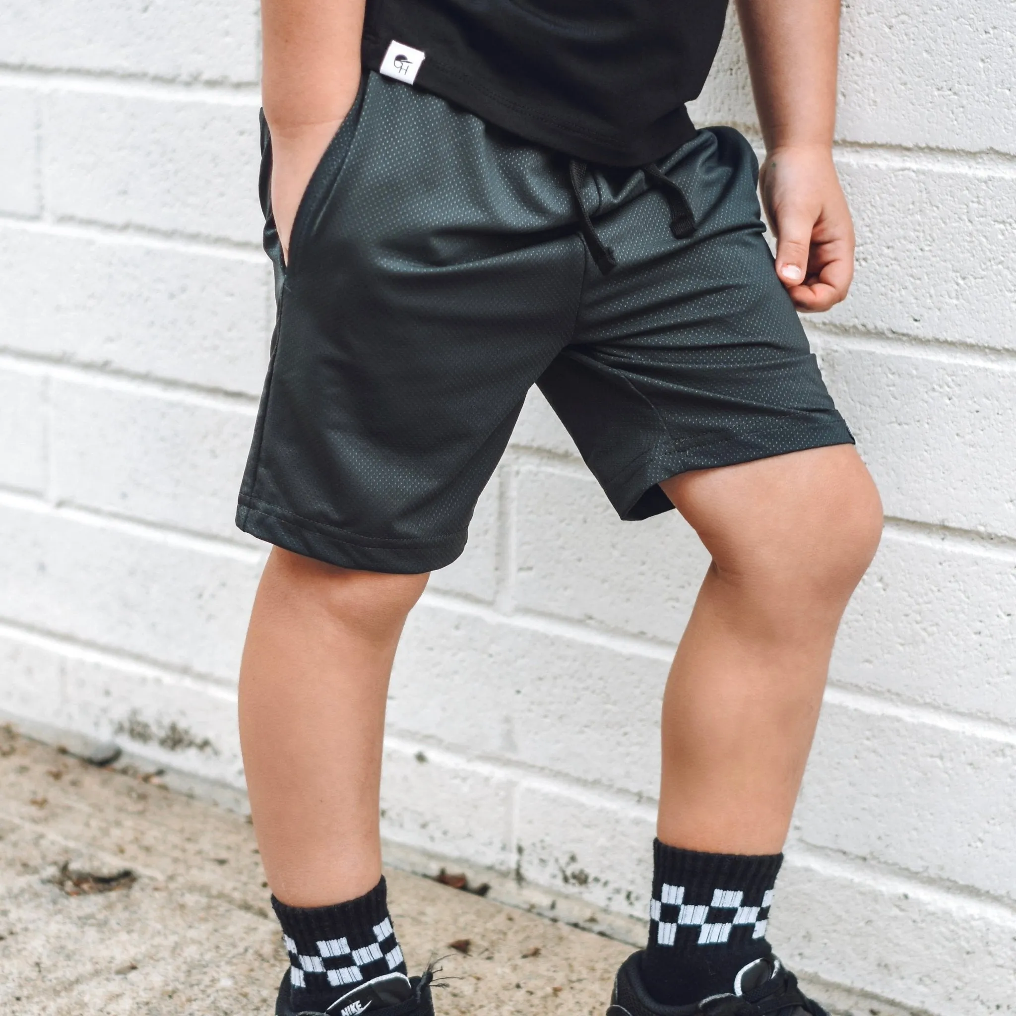 Active Mesh Shorts