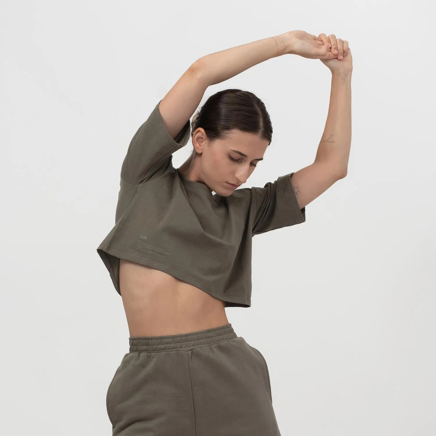 Easy Crop Top Olive